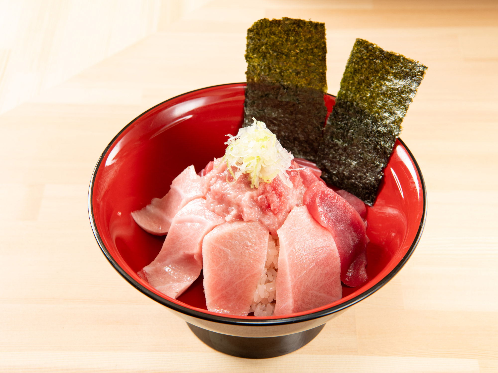 まぐろ丼